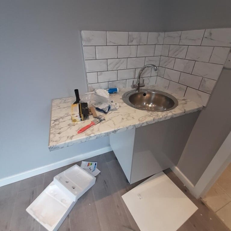 '*HANWELL,W7,* BRAND NEW REFURBISHED STUDIO, Elizabeth line is 15 minutes to Paddington & Heathrow