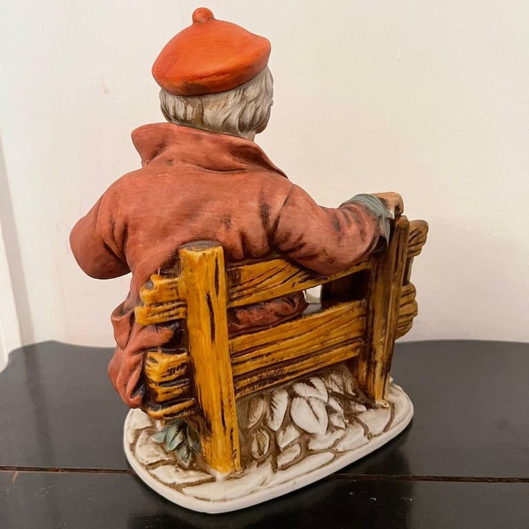 ROYAL MERIDIAN HANDGEMALT NORITAKE PORCELAIN STATUETTE FIGURINE MAN 