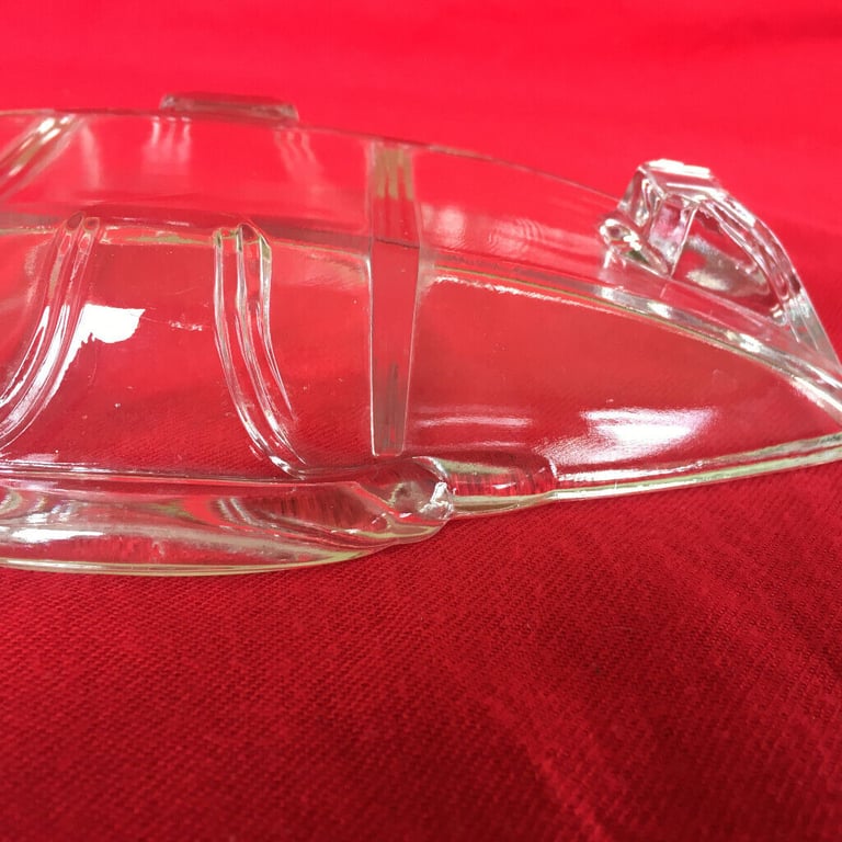 	Vintage? Heavy, clear glass divided nibbles/snacks dish - 3 sections. £4 ovno. Can post