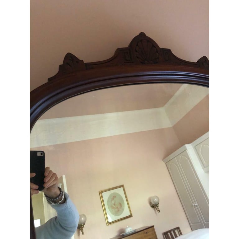 MIRROR:  VICTORIAN CHEVALMIRROR