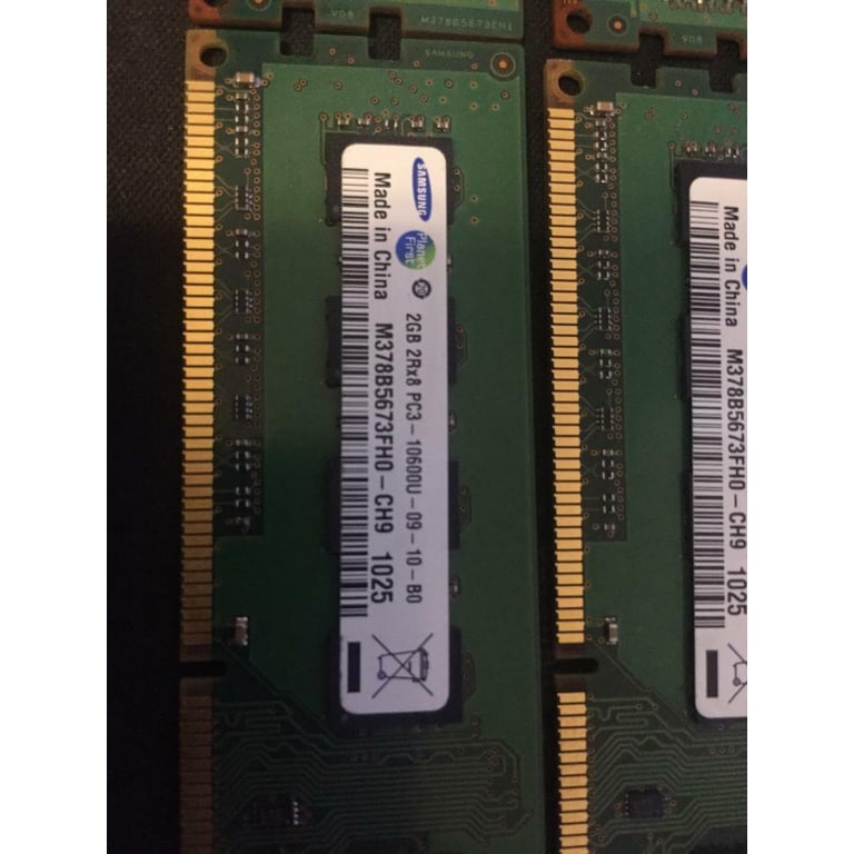 Samsung 2GB 240pin ddr3 1333mhz Ram £5 each