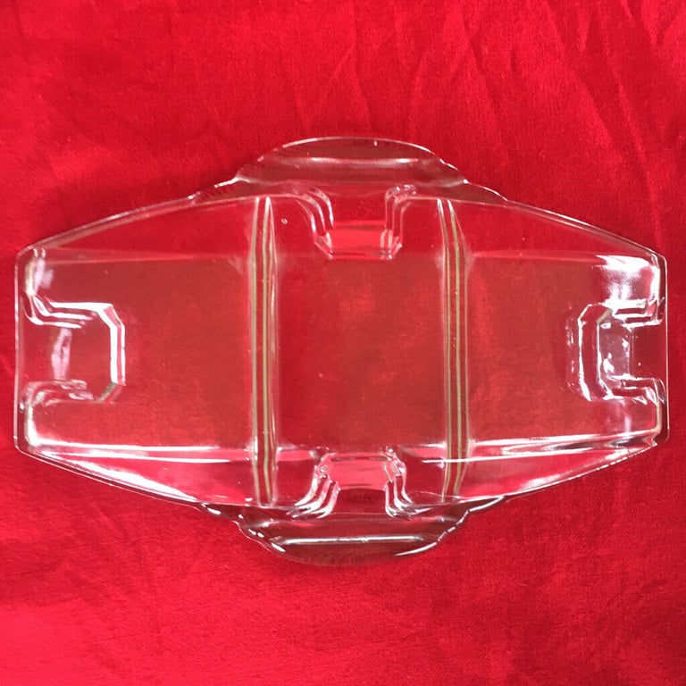 	Vintage? Heavy, clear glass divided nibbles/snacks dish - 3 sections. £4 ovno. Can post