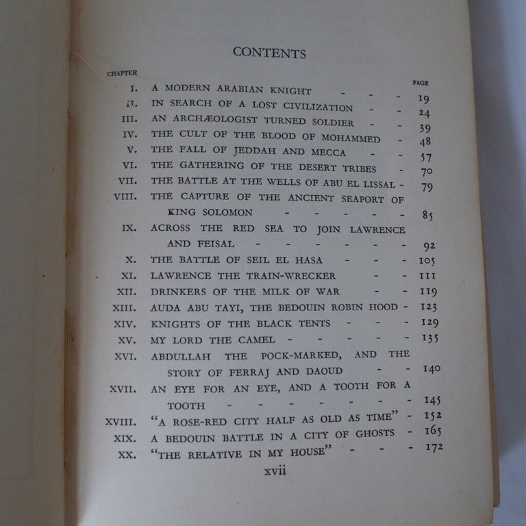 RARE Collectable: WITH LAWRENCE IN ARABIA. By LOWELL THOMAS. Published by Hutchinson.