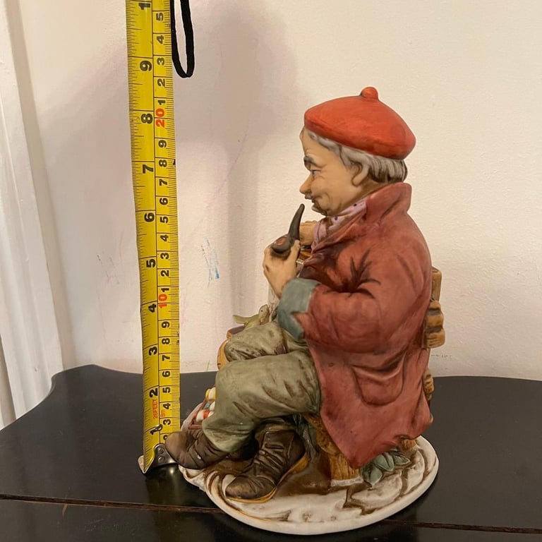ROYAL MERIDIAN HANDGEMALT NORITAKE PORCELAIN STATUETTE FIGURINE MAN 