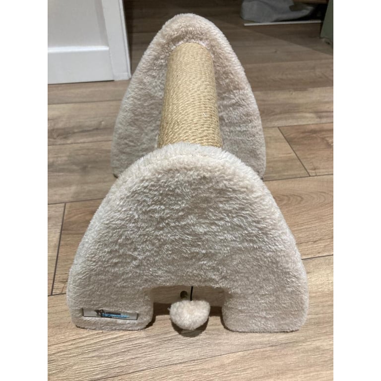 Scratching post Stuff for Sale Gumtree