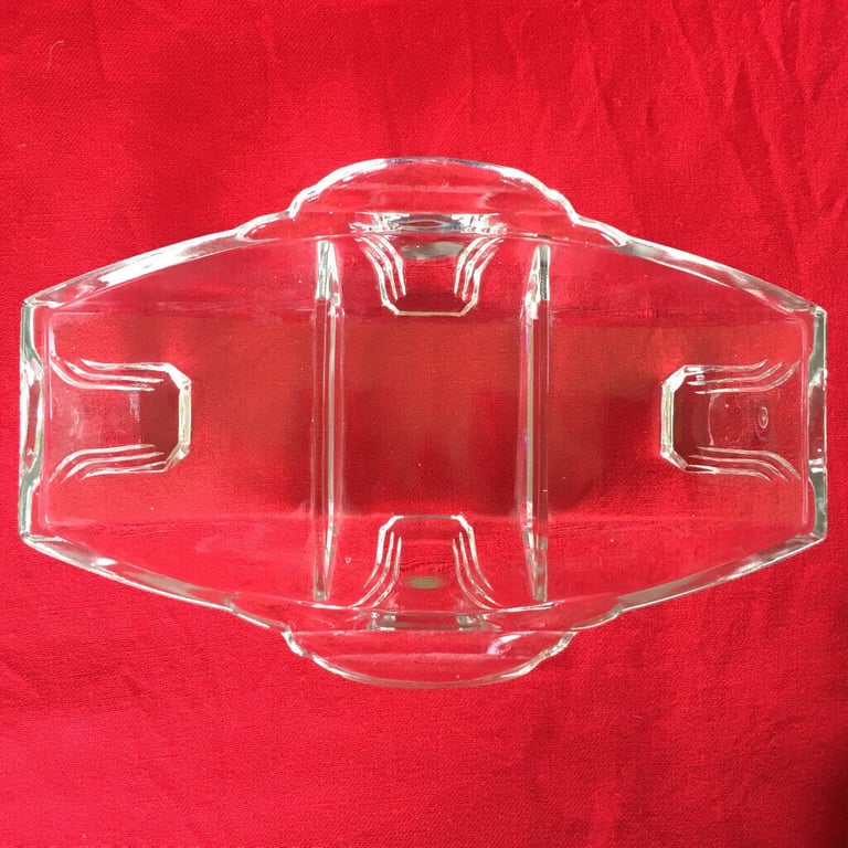 	Vintage? Heavy, clear glass divided nibbles/snacks dish - 3 sections. £4 ovno. Can post