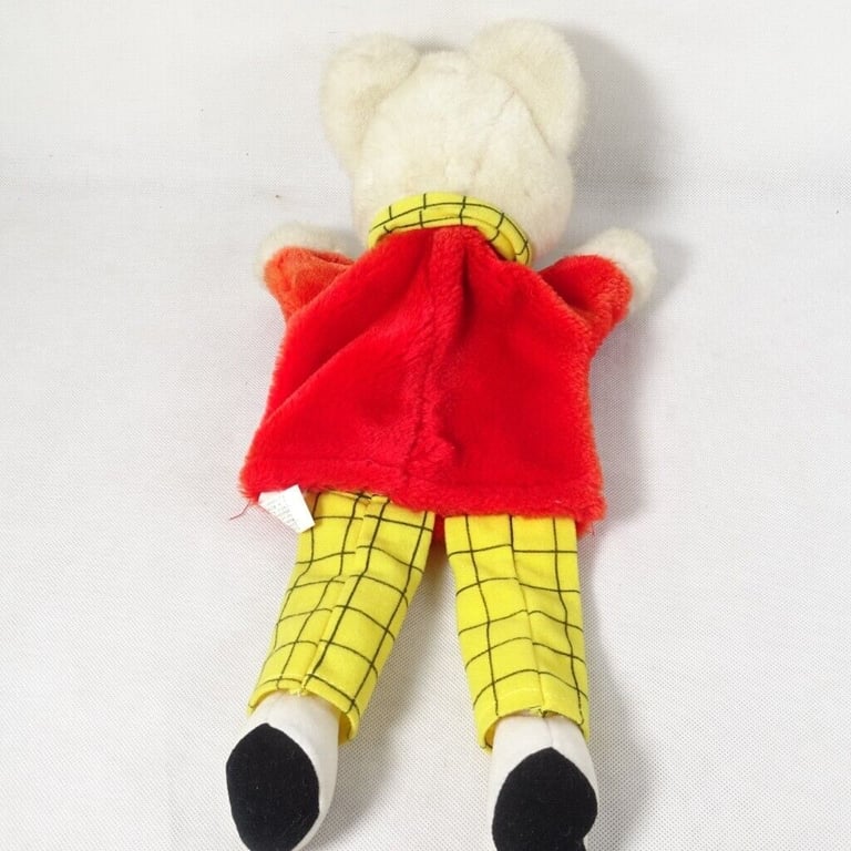  Rupert The Bear Annuals x 5 (1996-1999 +2001). + Rupert hand Puppet #2