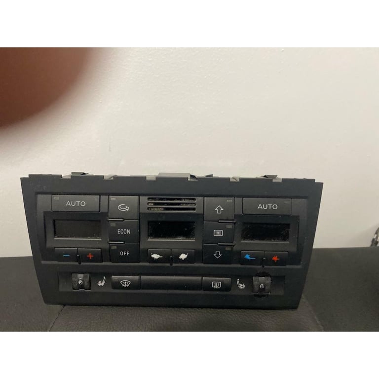 Audi A4 Climate Control, Part Number: 8E0 820 043 BM