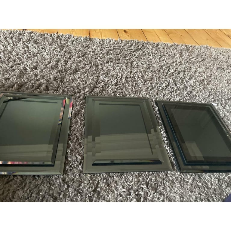 Black glass photo frame X3 