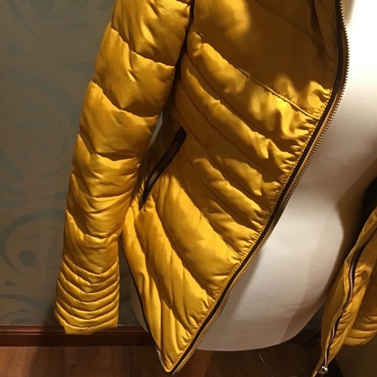 ZARA BASIC LADIES MUSTARD JACKET WITH DETACHABLE HOOD - SIZE S