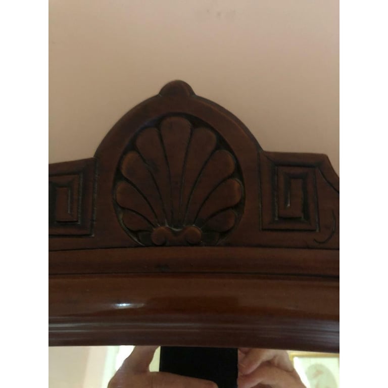 MIRROR:  VICTORIAN CHEVALMIRROR