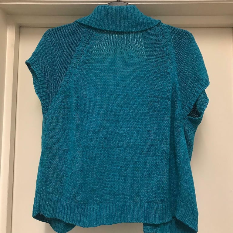 Short sleeve Ladies cardigan Size 16