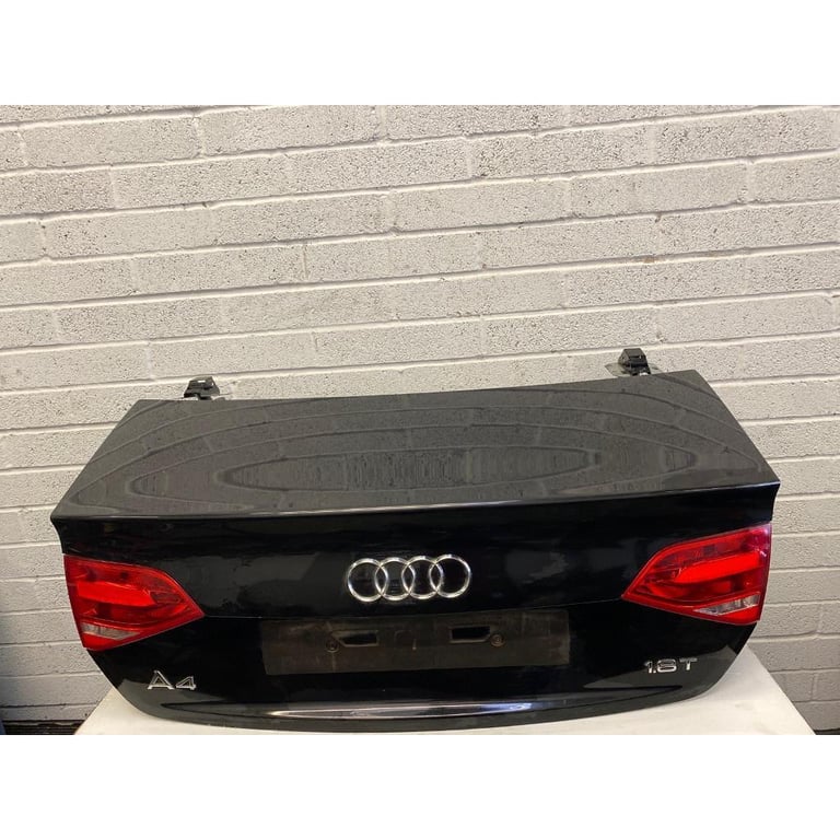 image for Audi A4 Booth, Fits Audi A4 08-2012 Model, Colour Code: Black LZ9Y 