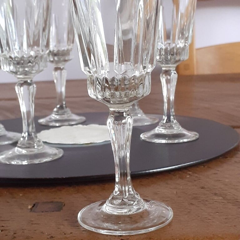 6 Wine / Sherry / Port Glasses 
