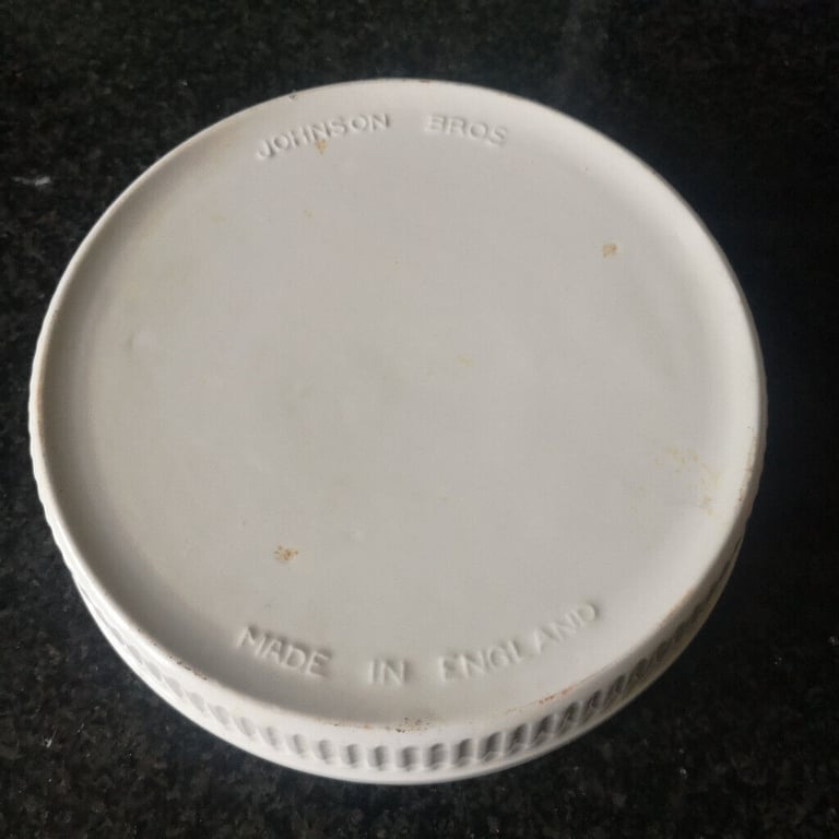 Johnson Brothers flan dish
