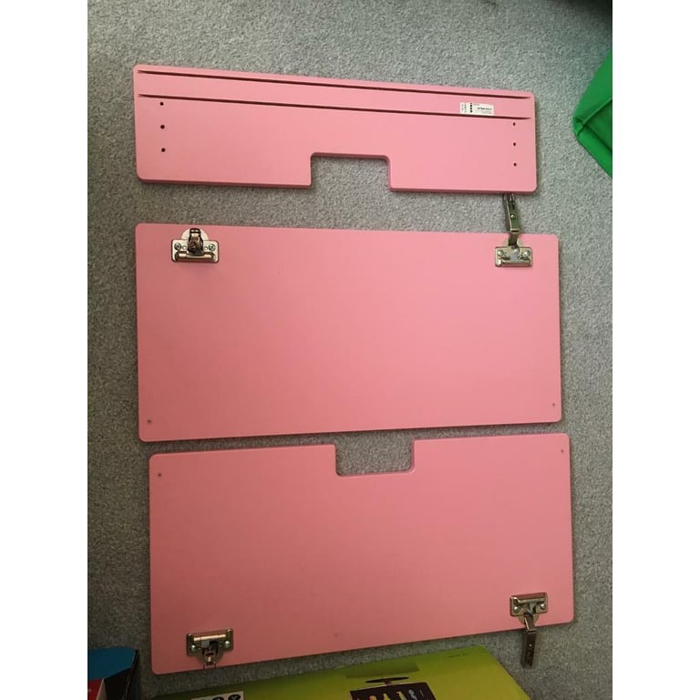 Wardrobe parts pink