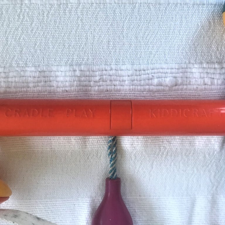 Vintage 1981 Kiddicraft Cradle Play colourful plastic rattle toy. £5 ovno. Can post.