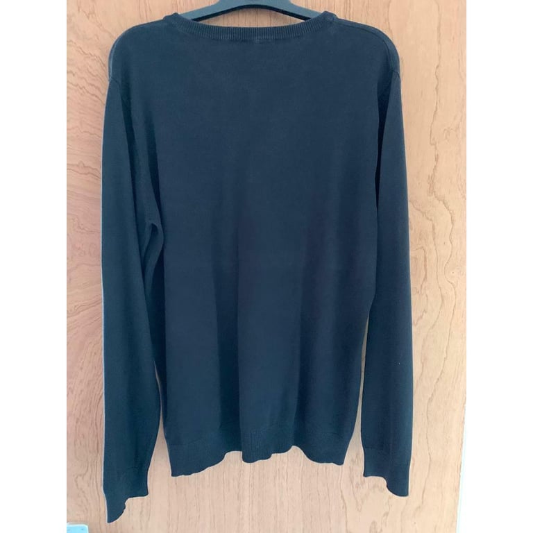 Boys age 14-15 black school jumper 