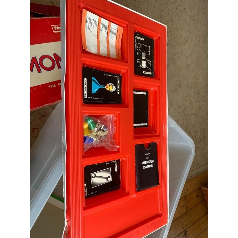 Vintage cluedo for spares 