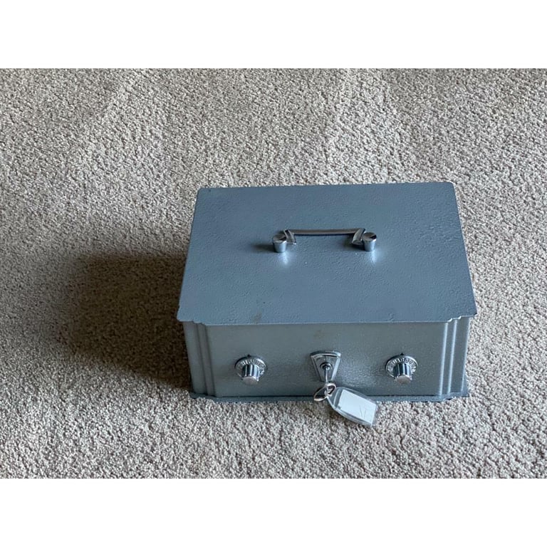 image for Cash box