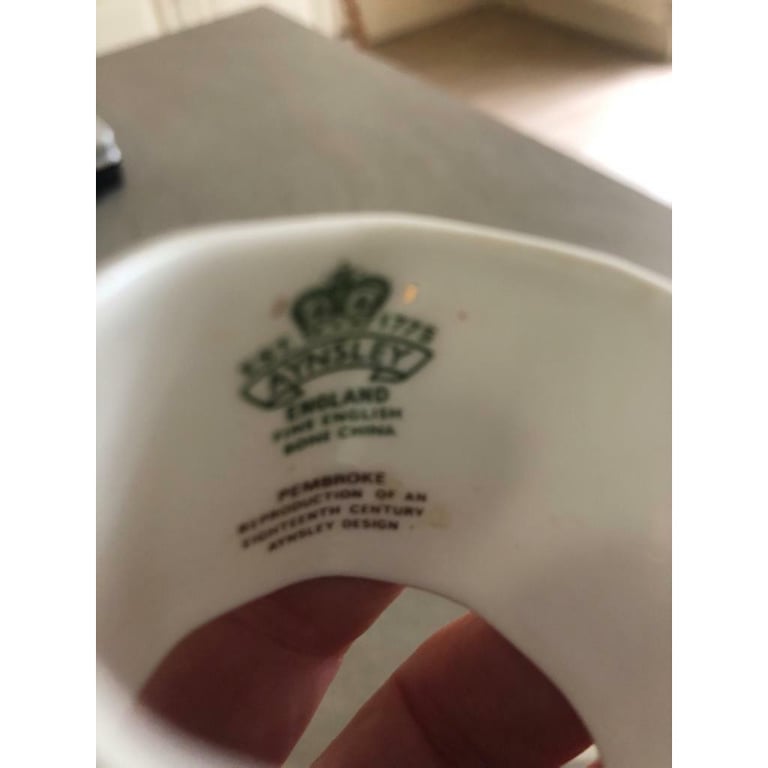 AYNSLEY FINE BONE CHINA NAPKIN RINGS