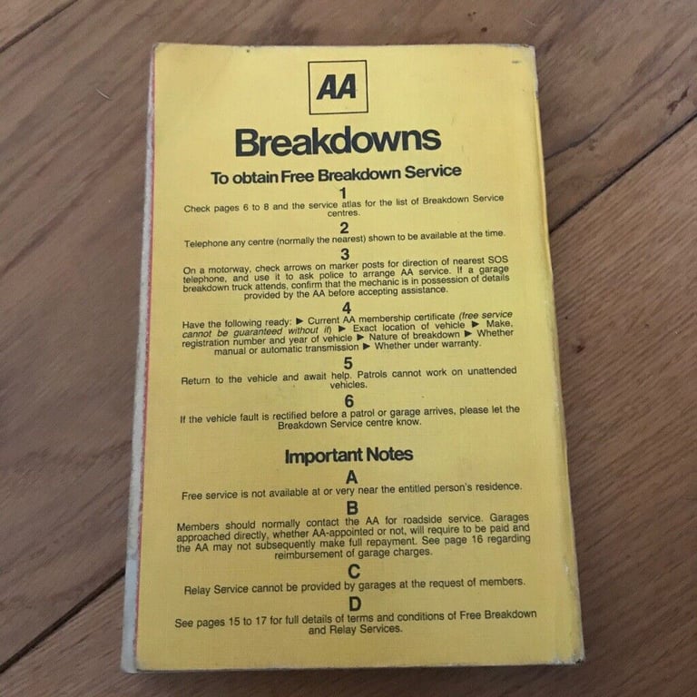  Vintage ~ AA Members Handbook 1982/83 Paperback 