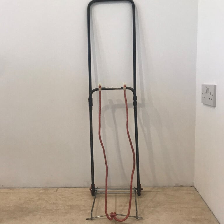 image for Vintage 1970's/1980's extendable Norland Gazelle 'Speedy' luggage trolley. £3 ovno.
