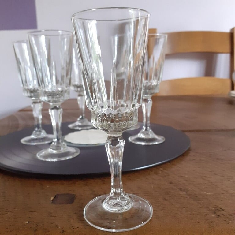6 Wine / Sherry / Port Glasses 