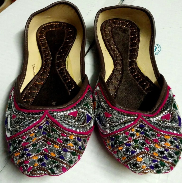 image for Pakistan Indian Shoes Wedding Traditional Decorative Colors Sizes Stylish Authentic Sandals  New