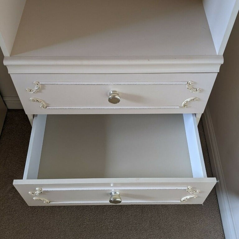 Dressing Table and Drawers