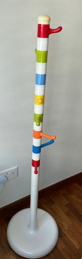 Kids clothes hanger