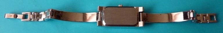 CHROMED BRACELET QUARTZ FASHION WATCH IN G.W.O.