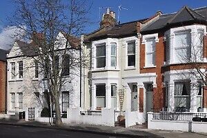 image for Rooms in shared house available DSS and benefit tenants accepted.