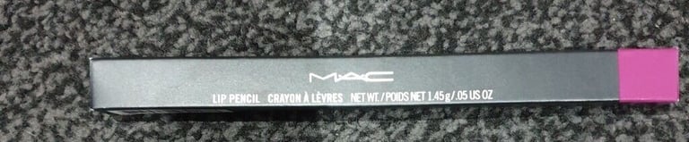 NEW MAC Heroine Lip Liner -ONLY 1 LEFT!