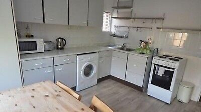'**ONE BEDROOM FLAT** AT STREATHAM COMMON SW16