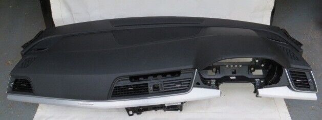 Audi Q5 GENUINE DASHBOARD IN BALCK 2020-ON 80C 857 001 B