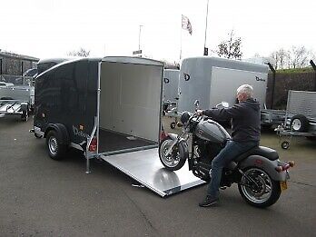 Debon C1300 motorcycle trailer enclosed New - £4450 + VAT ✅
