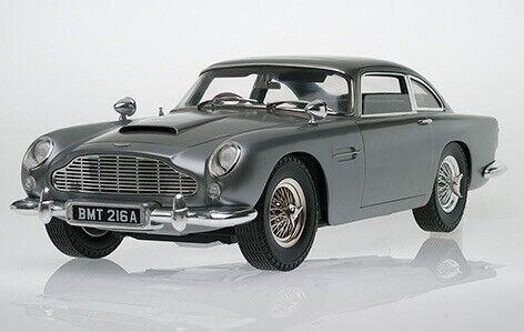 Aston Martin 8th scale by eaglemoss