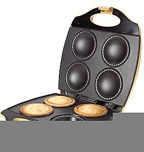 image for Lakeland Great British Pie Making Machine - Makes 4 pies/tarts/quiches