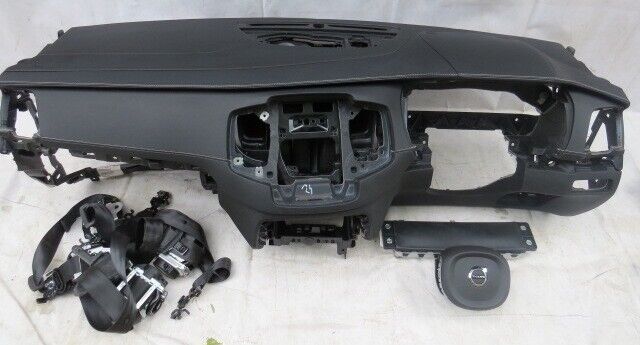 Volvo XC60 AIR BAG KIT DASHBOARD AIR BAGS SEAT BELTS 2017-ON