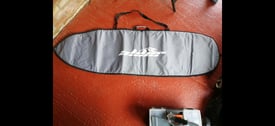Surfboard bag. Would suit 170cm board or less. Good condition. 