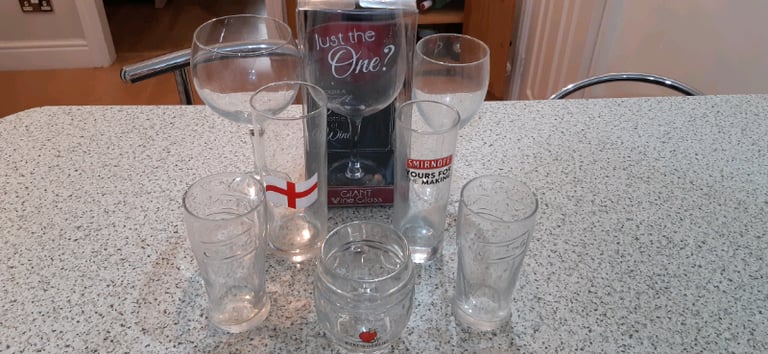 image for 7 glassware assortment including rekorderlig tankard