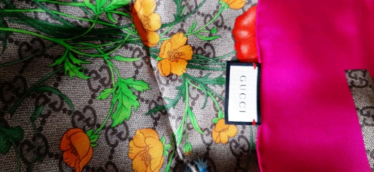 Genuine GUCCI Silk Scarf with GG Flora Print RRP £335