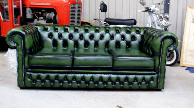 Chesterfield Sofa Suite 