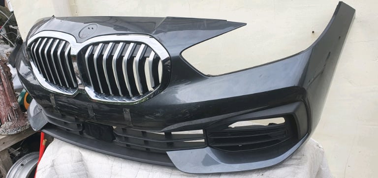 BMW 1 SERIES - F40 - FRONT BUMPER - SE - COMPLETE