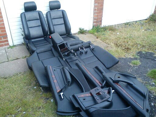 MERCEDES BENZ C200 ELEGANCE FULL LEATHER  INTERIOR