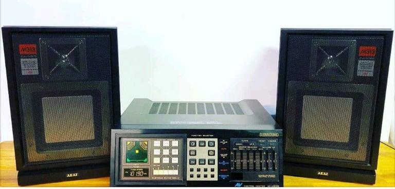 Akai Retro Hi Fi