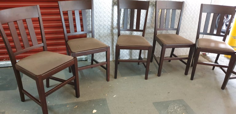 designer oak table and chairs 