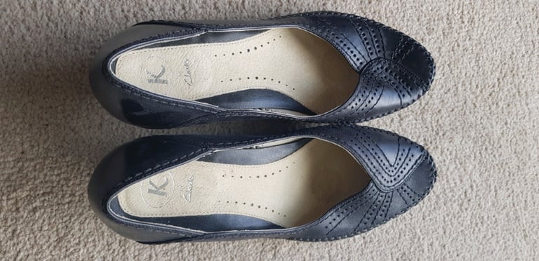 image for Clarks Shoes Black Size 4.5 UK