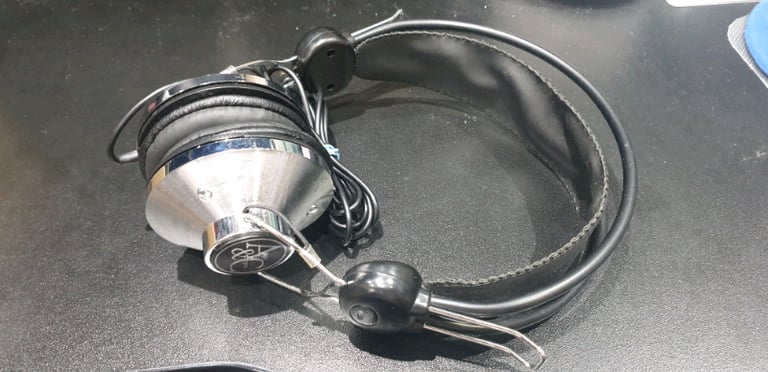 image for Angle & Curve Designer Headphones 